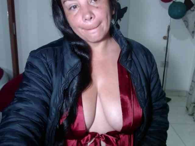 vivian-milf-paint webcam