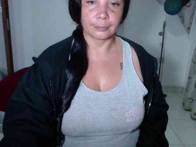 vivian-milf-paint webcam