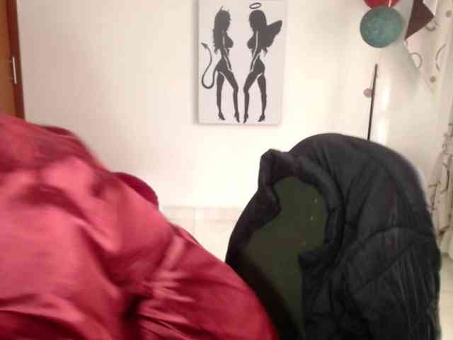 vivian-milf-paint webcam