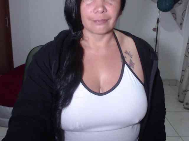 vivian-milf-paint webcam