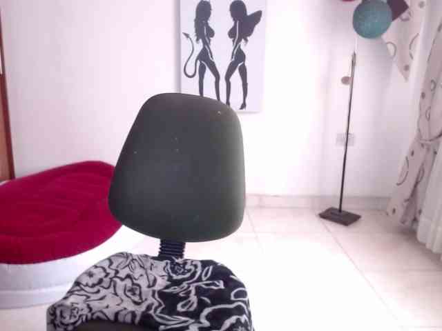 vivian-milf-paint webcam