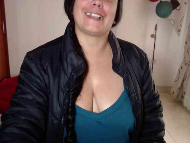 vivian-milf-paint webcam