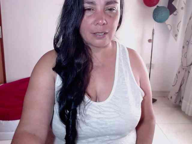 vivian-milf-paint webcam