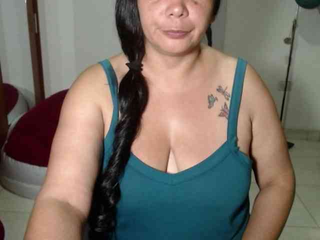 vivian-milf-paint webcam