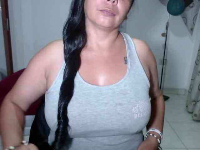 vivian-milf-paint webcam