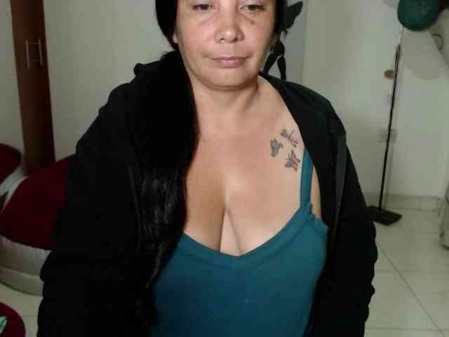 vivian-milf-paint webcam