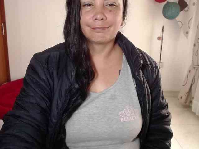 vivian-milf-pain... Live Webcam on BongaCams