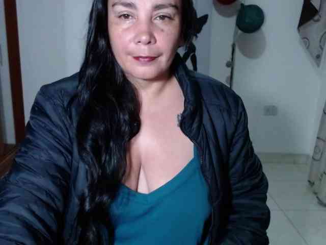 vivian-milf-paint webcam