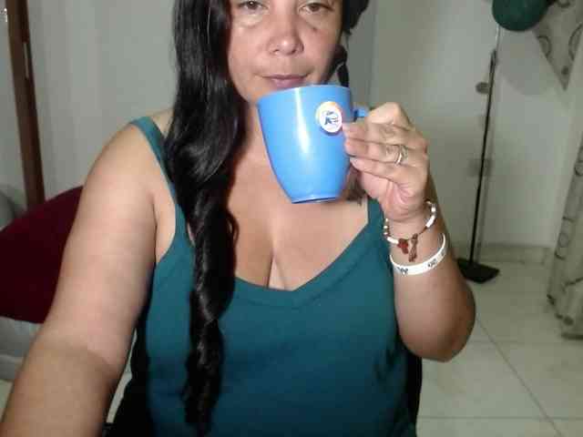 vivian-milf-paint webcam