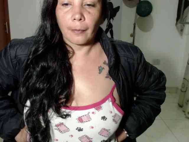 vivian-milf-paint webcam