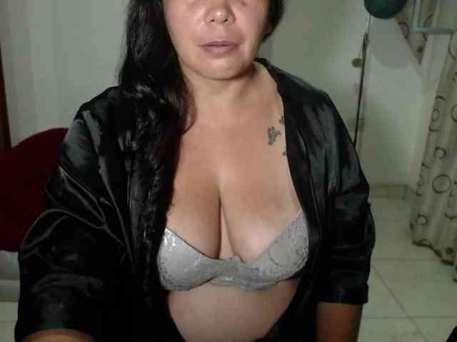 vivian-milf-paint webcam