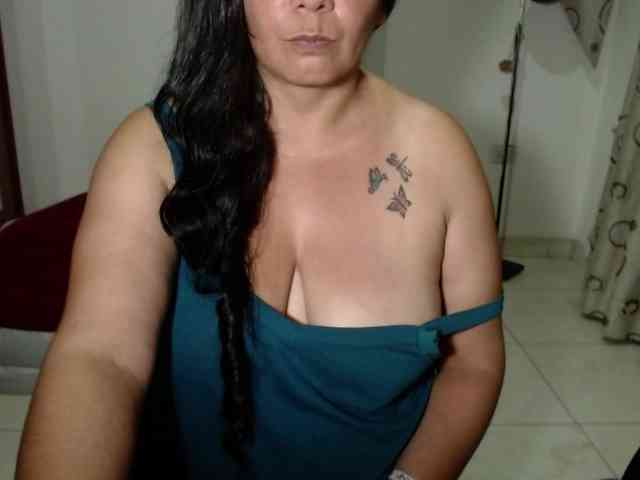 vivian-milf-paint webcam