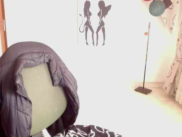 vivian-milf-paint webcam