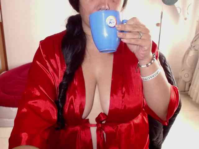 vivian-milf-paint webcam