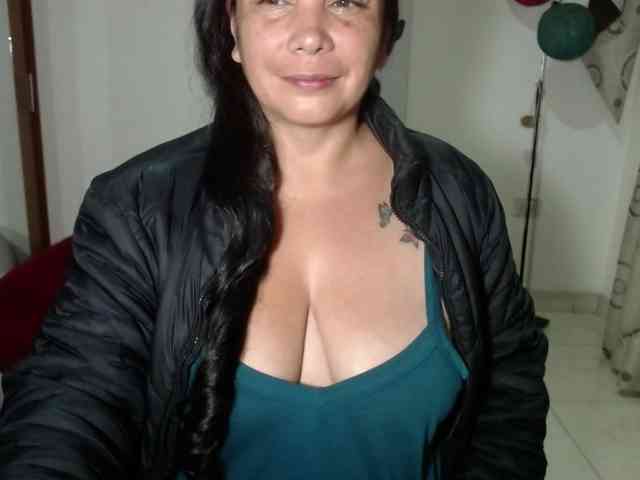 vivian-milf-paint webcam