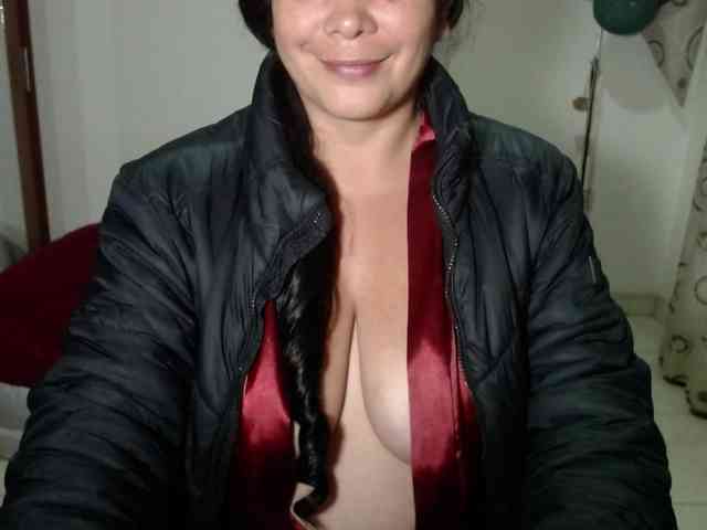 vivian-milf-paint webcam