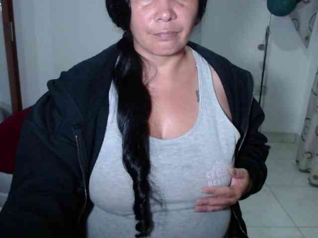 vivian-milf-paint webcam