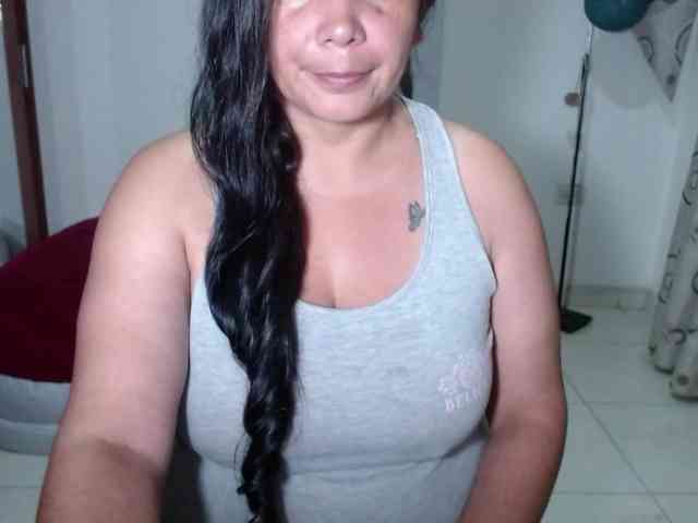 vivian-milf-paint webcam