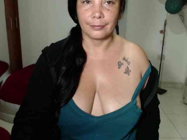 vivian-milf-paint webcam