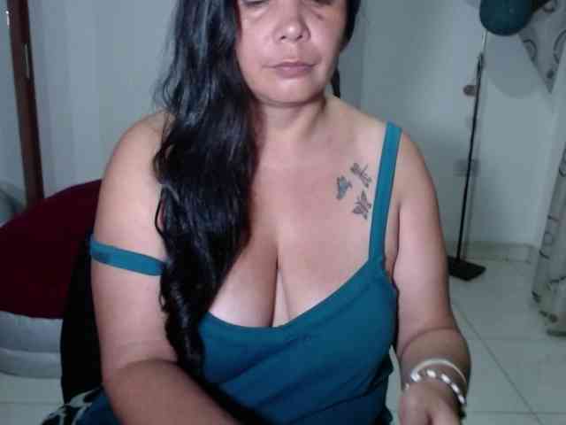 vivian-milf-paint webcam