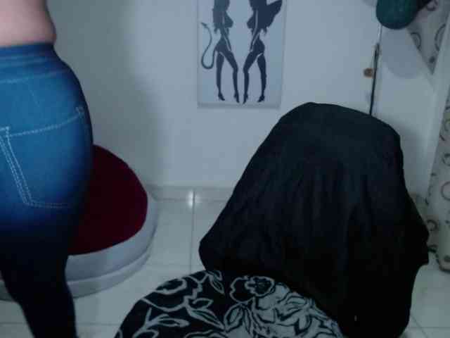 vivian-milf-paint webcam