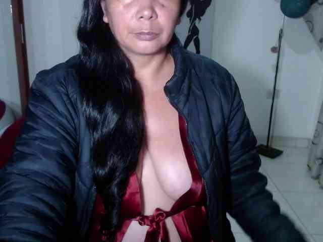 vivian-milf-paint webcam