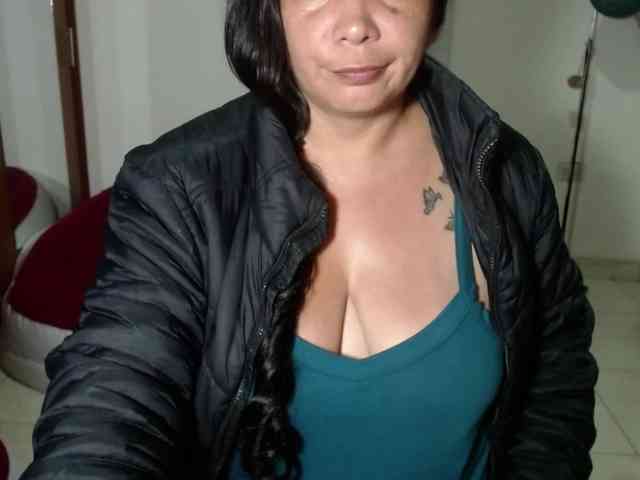 vivian-milf-paint webcam