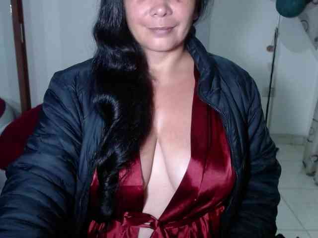 vivian-milf-paint webcam