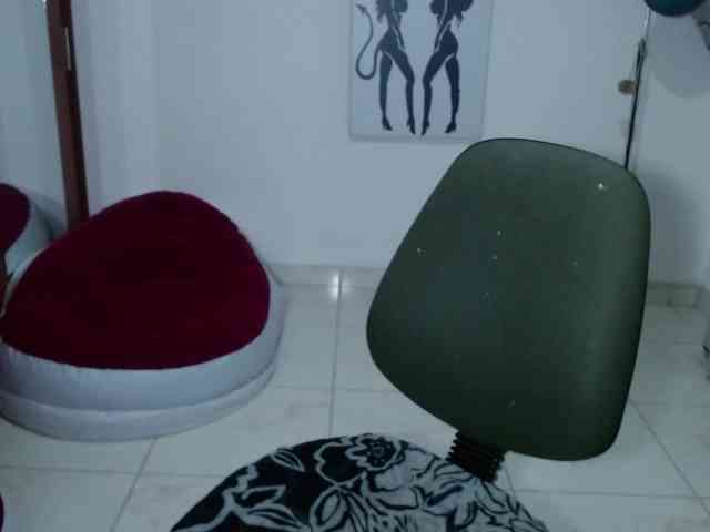 vivian-milf-paint webcam