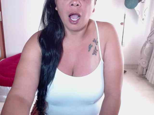 vivian-milf-paint webcam