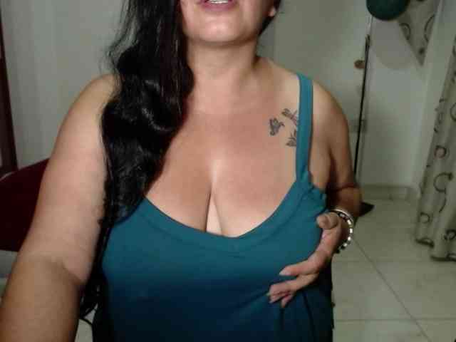 vivian-milf-paint webcam