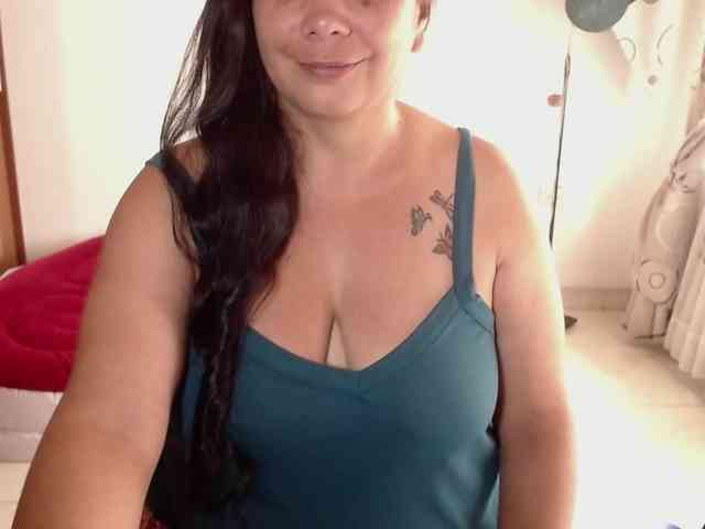 vivian-milf-paint webcam