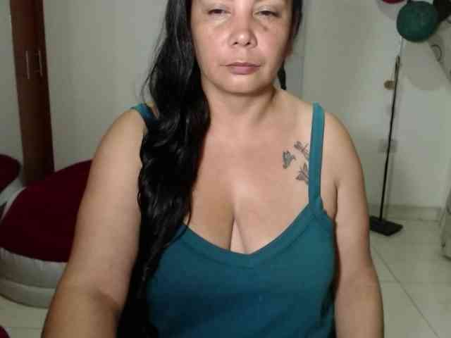 vivian-milf-paint webcam