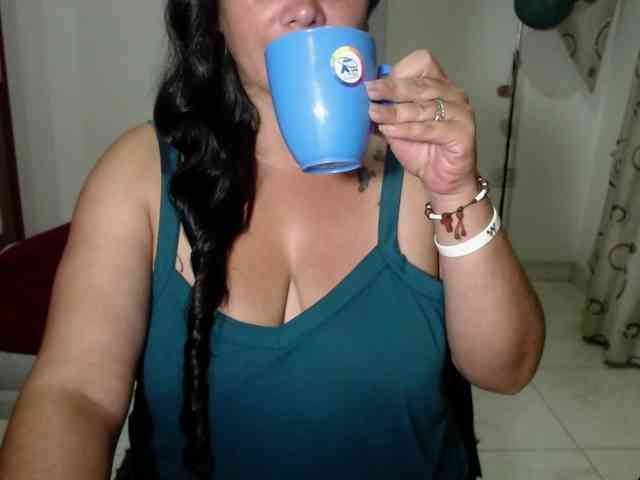 vivian-milf-paint webcam