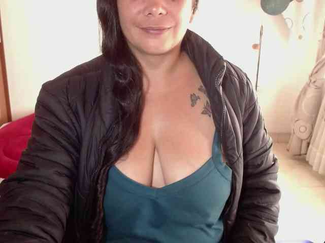 vivian-milf-paint webcam