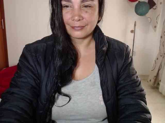 vivian-milf-pain... Live Webcam on BongaCams