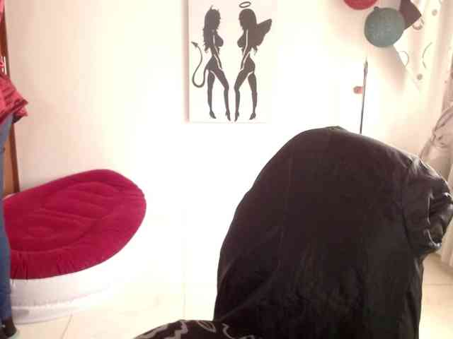 vivian-milf-paint webcam