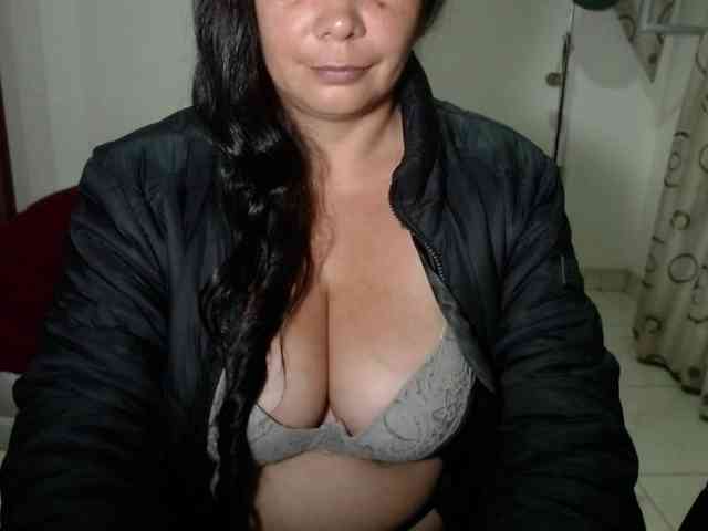 vivian-milf-paint webcam