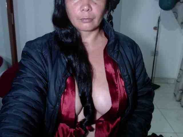 vivian-milf-paint webcam