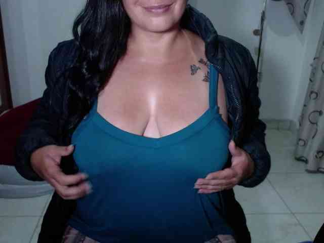 vivian-milf-paint webcam