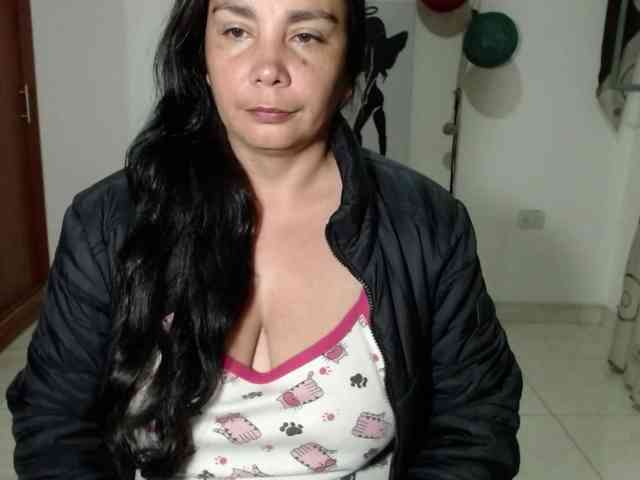 vivian-milf-paint webcam