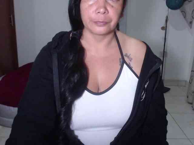 vivian-milf-paint webcam