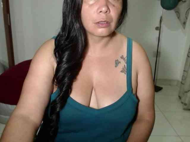 vivian-milf-paint webcam