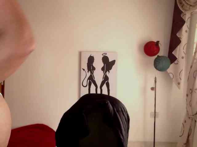 vivian-milf-paint webcam