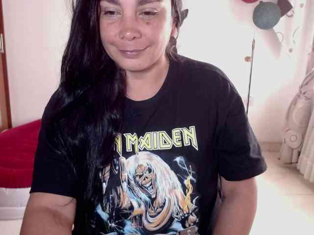 vivian-milf-paint webcam