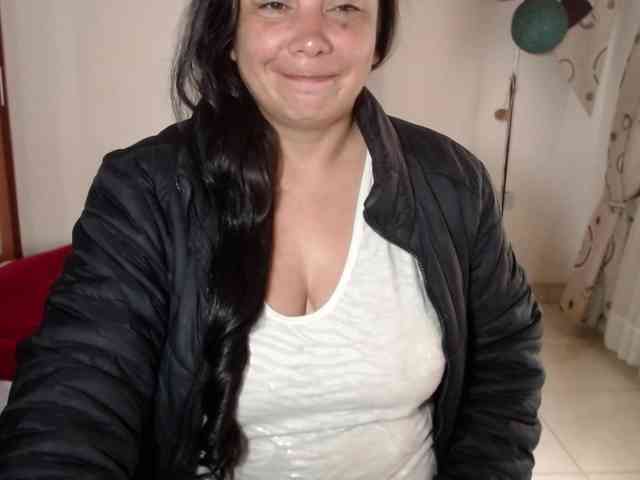 vivian-milf-paint webcam