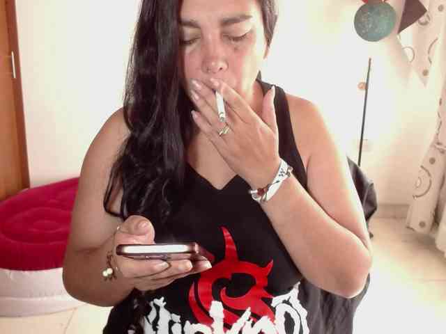 vivian-milf-paint webcam