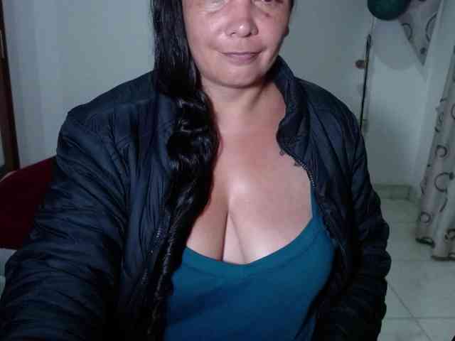 vivian-milf-paint webcam