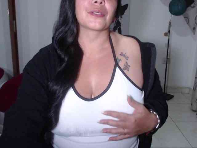 vivian-milf-paint webcam