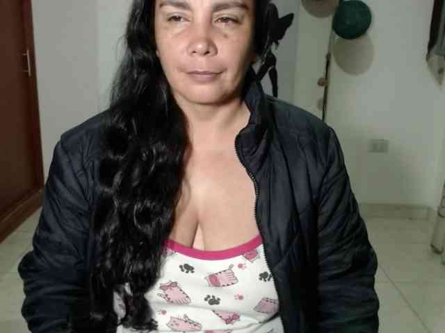 vivian-milf-paint webcam